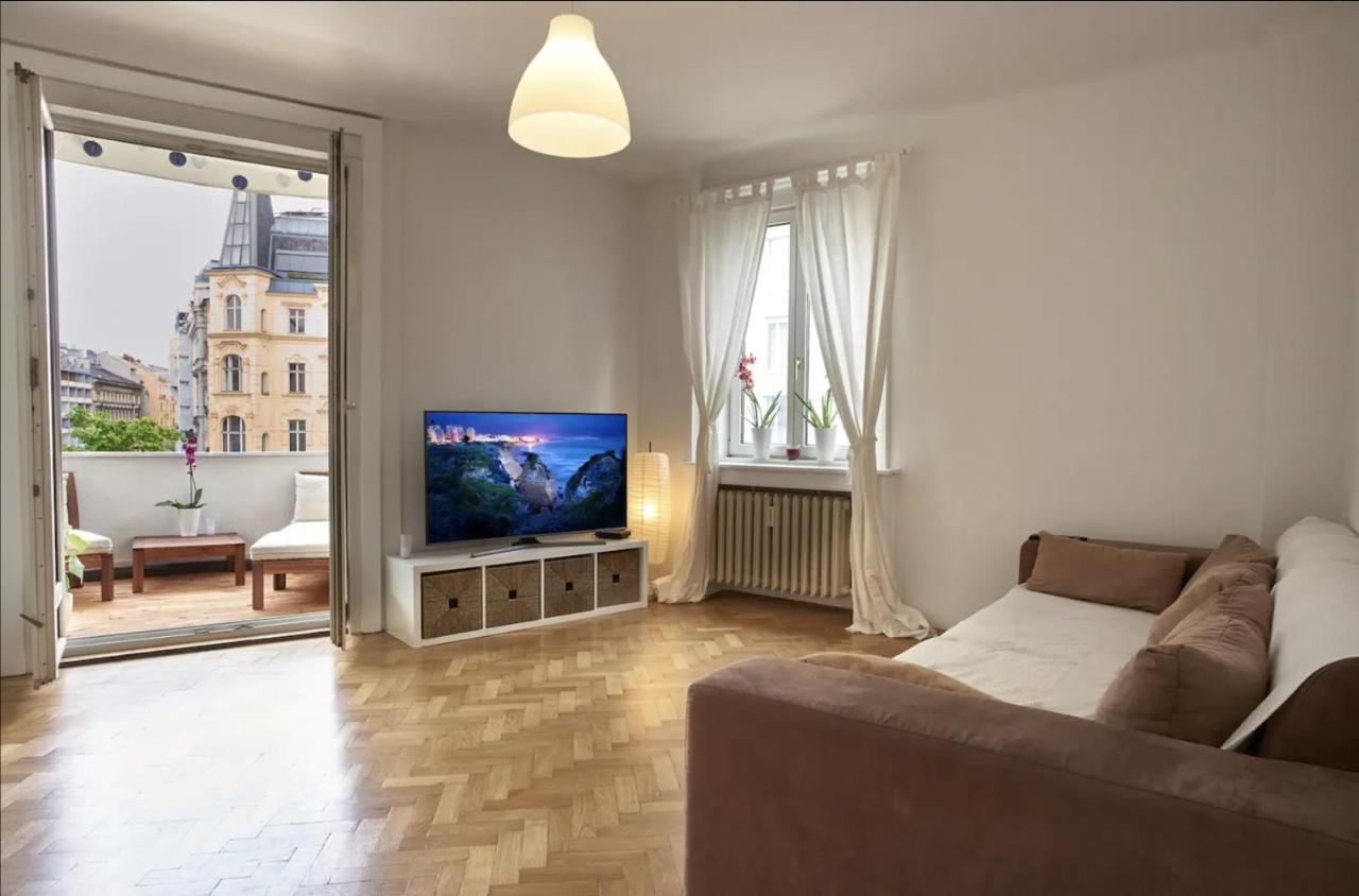 Balcony Oasis Operastreet Viena Exterior foto
